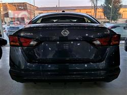 نيسان ألتيما